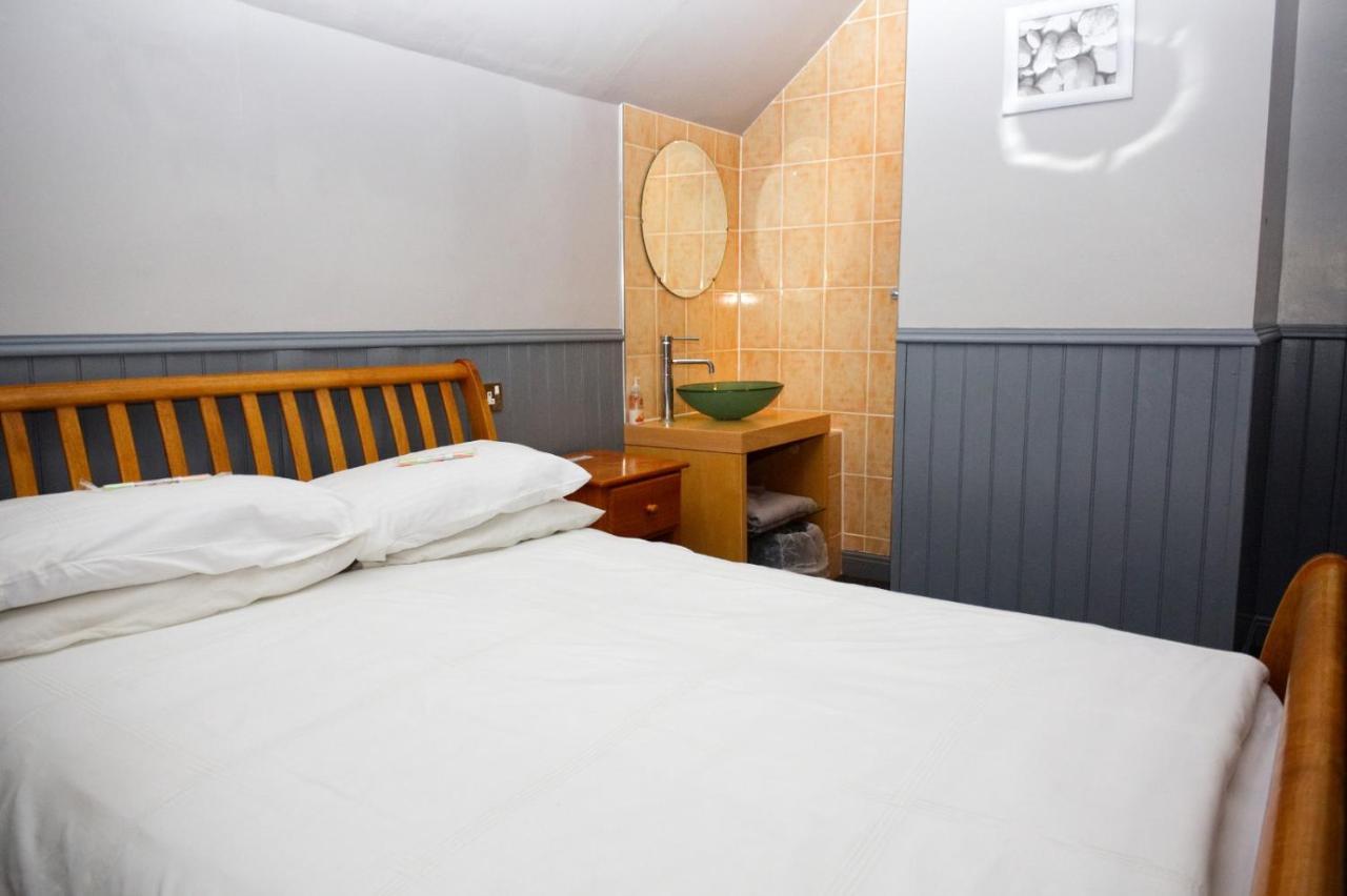 קלית'ורפס Mallowview Bed And Breakfast מראה חיצוני תמונה